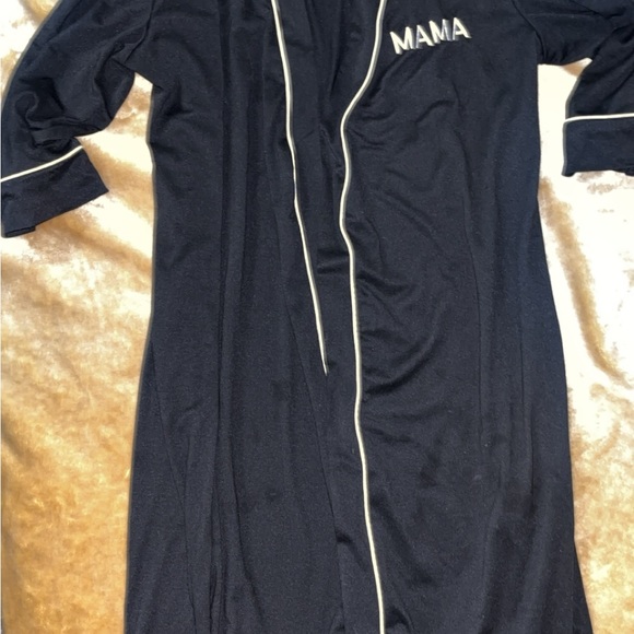 Mama Robe - Picture 2 of 2
